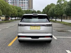 Lynk & Co eπ008 210Max extended range version 6 seats - фото 6