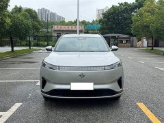 Lynk & Co eπ008 210Max extended range version 6 seats - фото 9