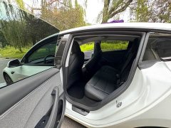 Tesla Model 3 rear-wheel drive version - фото 5