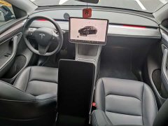 Tesla Model Y rear-wheel drive version - фото 10