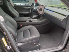 Tesla Model Y rear-wheel drive version - фото 9