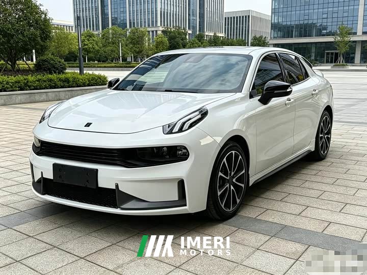 Lynk & Co 03 1.5TD DCT Plus - автомобиль из Китая