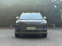 AITO Wenjie M9 pure electric Ultra version 100kWh 6-seater version - фото 2