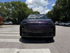 Lynk & Co Leapmoo C16 Pure Electric 520 Exclusive Edition - фото 2