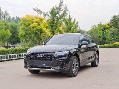 Audi Q5L 40 TFSI luxury and dynamic - фото 1
