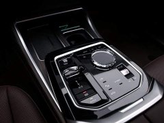 BMW 7 Series 2023 735Li Luxury Line - фото 9
