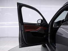 BMW X5 2022 xDrive 40Li M Sports Package - фото 11