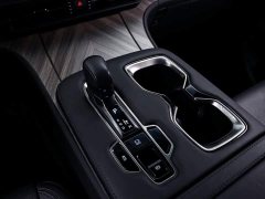 Lexus LM 2023 500h six-seater premium version - фото 9