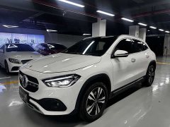 Mercedes-Benz GLA 220 - фото 1