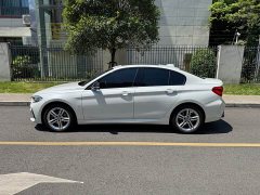 BMW 1 Series facelift 120i M Sports Night Edition - фото 6