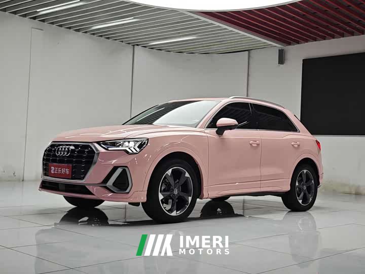 Audi Q3 35 TFSI Fashionable and Dynamic - автомобиль из Китая