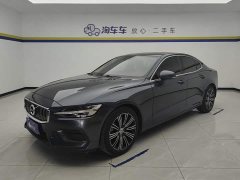 Volvo S60 T4 Luxury - фото 1
