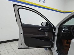 BMW 1 Series 125i M Sport Night Package - фото 7