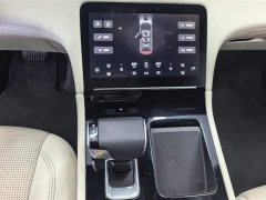 Li Auto ONE Extended-Range 6-Seater - фото 16