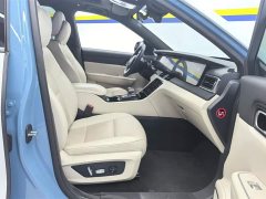 Li Auto ONE Extended-Range 6-Seater - фото 8