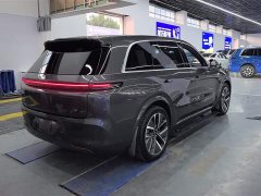 Li Auto Ideal L8 2024 Max - фото 3