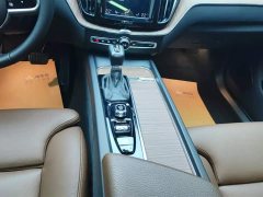 Volvo XC60 T5 four-wheel drive Zhiyuan Deluxe Edition - фото 16
