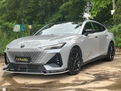 Changan UNI-V 1.5T premium - фото 1
