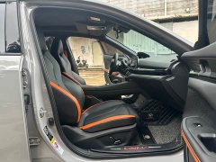 Changan UNI-V 1.5T premium - фото 14