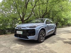 Audi Q6L e-tron 2026 first pilot version - фото 1