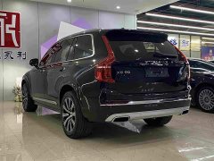 Volvo XC90 B5 Smart Deluxe Edition 7 seats - фото 18