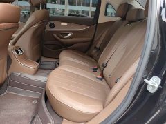 Mercedes-Benz E-Class E 260 L - фото 12