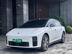Li Auto Ideal i6 2025 two-wheel drive standard version - фото 1
