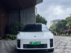 Li Auto Ideal i6 2025 two-wheel drive standard version - фото 2