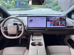 Li Auto Ideal i6 2025 two-wheel drive standard version - фото 7