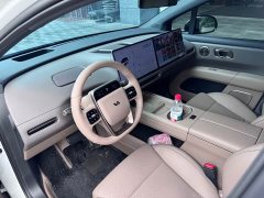 Li Auto Ideal i6 2025 two-wheel drive standard version - фото 9