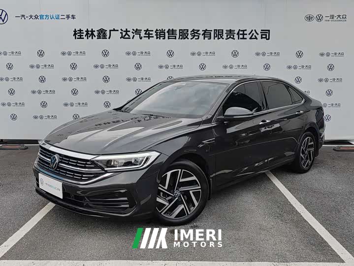 Volkswagen Sagitar 2023 300TSI DSG Beyond Edition - автомобиль из Китая