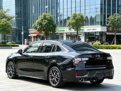 Lynk & Co 03 1.5TD DCT Plus - фото 9