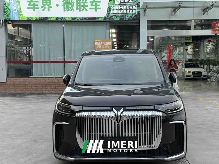 Voyah Lantu Dreamer 2025 PHEV four-wheel drive flagship Kunpeng version - автомобиль из Китая
