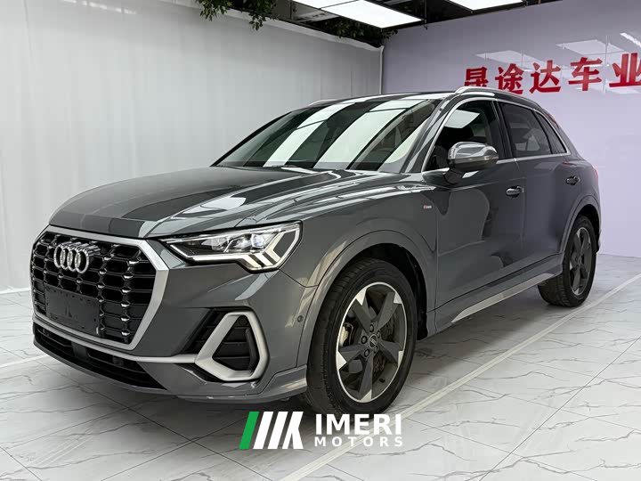 Audi Q3 35 TFSI Fashionable and Dynamic - автомобиль из Китая