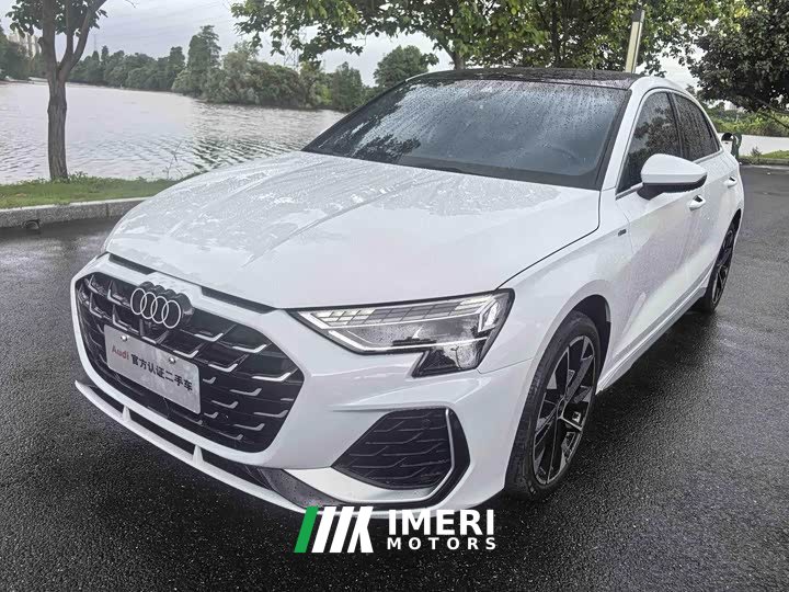 Audi A3 A3L Limousine 35TFSI Flying Spur Exclusive