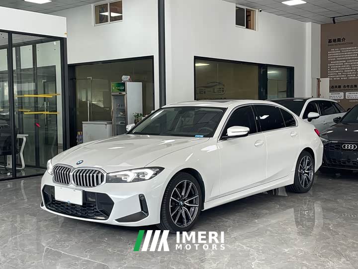 BMW 3 Series 320Li M Sport Package - автомобиль из Китая