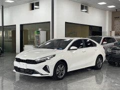Kia K3 2023 1.5L CVT Deluxe Edition - фото 1