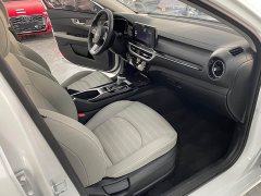 Kia K3 2023 1.5L CVT Deluxe Edition - фото 7