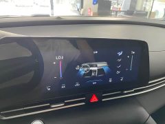 Lexus Elantra 2022 1.5L CVT LUX Premium Edition - фото 14