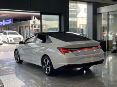Lexus Elantra 2022 1.5L CVT LUX Premium Edition - фото 15
