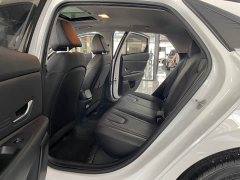 Lexus Elantra 2022 1.5L CVT LUX Premium Edition - фото 6