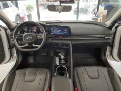 Lexus Elantra 2022 1.5L CVT LUX Premium Edition - фото 8