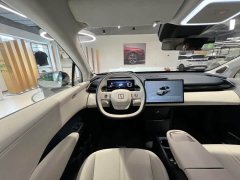 Zeekr X 2025 five-seater long-range version - фото 12