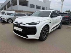 Audi Q6L Sportback e-tron 2026 first pilot version - фото 1