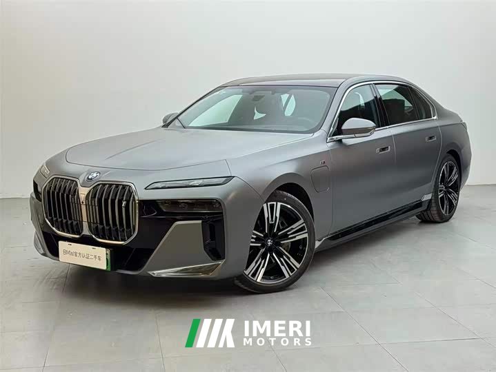 BMW i7 2023 eDrive50L M Sport Package - автомобиль из Китая