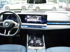 BMW 5 Series 530Li M Sport Luxury Package - фото 10