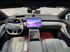 NIO ET5T 75kWh Touring - фото 11
