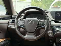 Lexus ES 200 Excellence Edition - фото 10