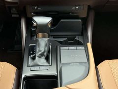 Lexus ES 200 Excellence Edition - фото 13
