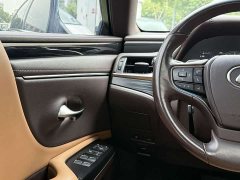Lexus ES 200 Excellence Edition - фото 15